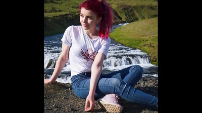 Cerca di non sborrare con Streamer Olyasha 1080p (Metronomo)